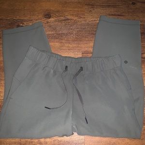 Lululemon On the fly Capri